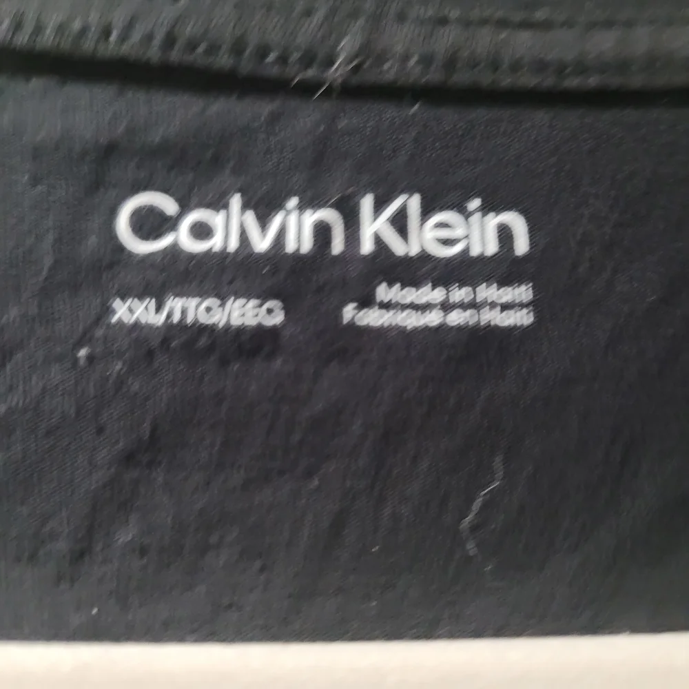 Calvin Klein Black Tee with White Logo Print - Picture 2 of 2